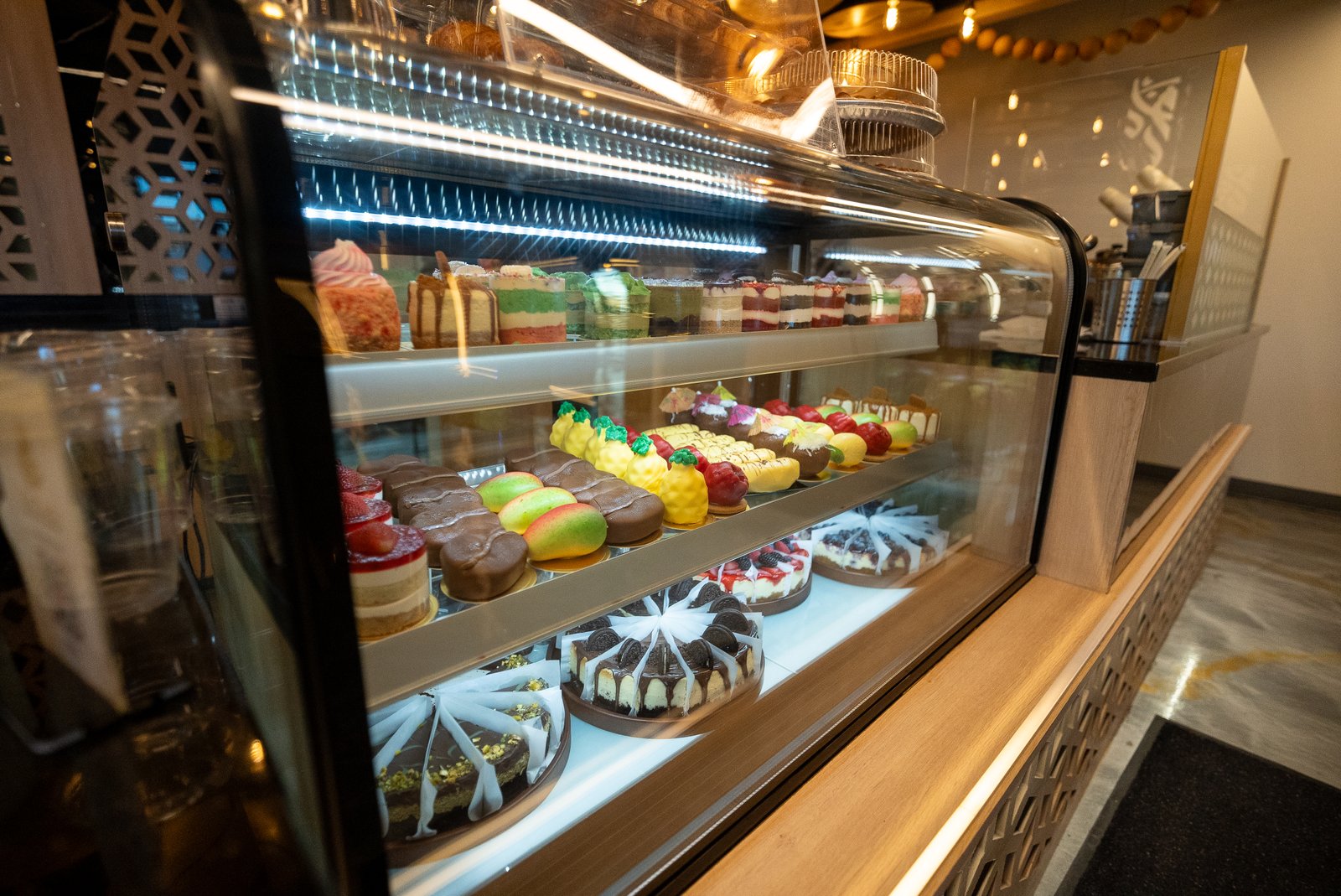 Bin Castle Pastry Display